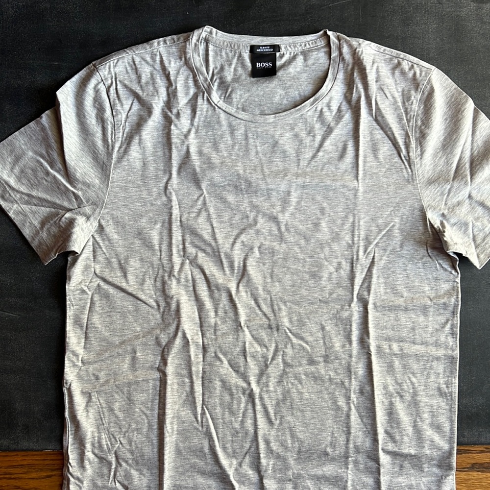 Hugo Boss Men’s T Shirt- Grey